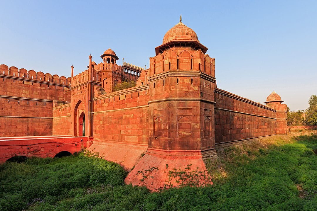 1080px Red Fort in Delhi 03 2016 img1