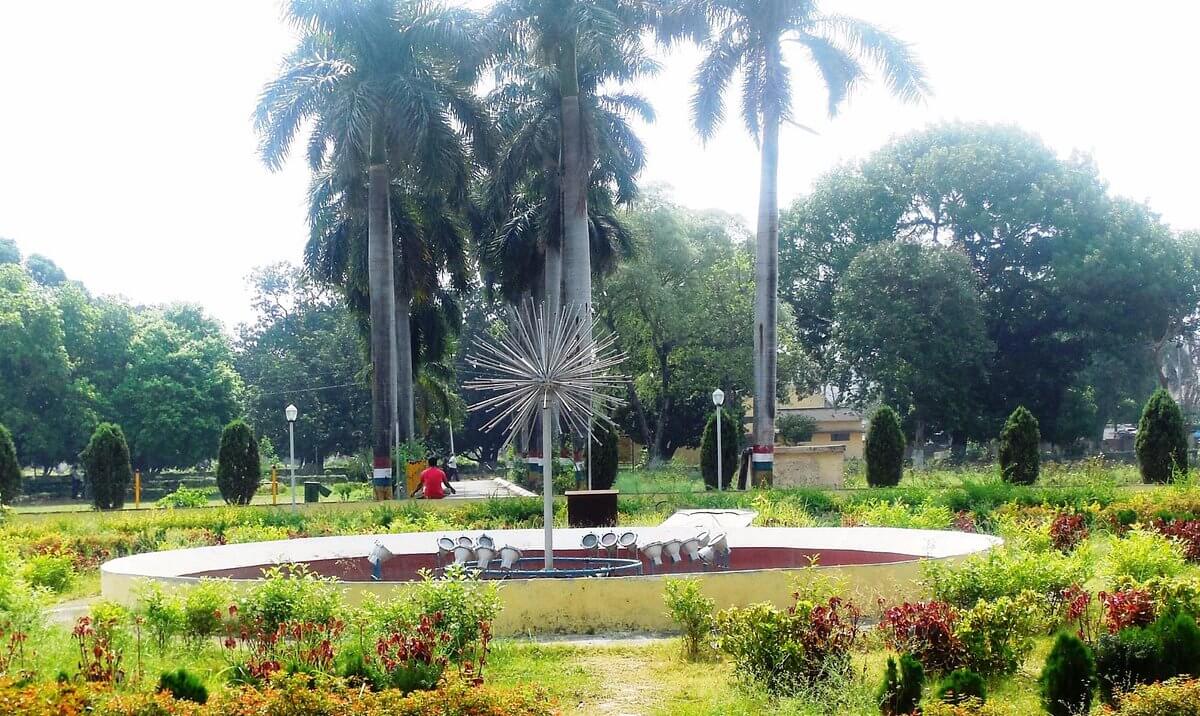 Famous places to visit in gorakhpur-vindhyavashini-park