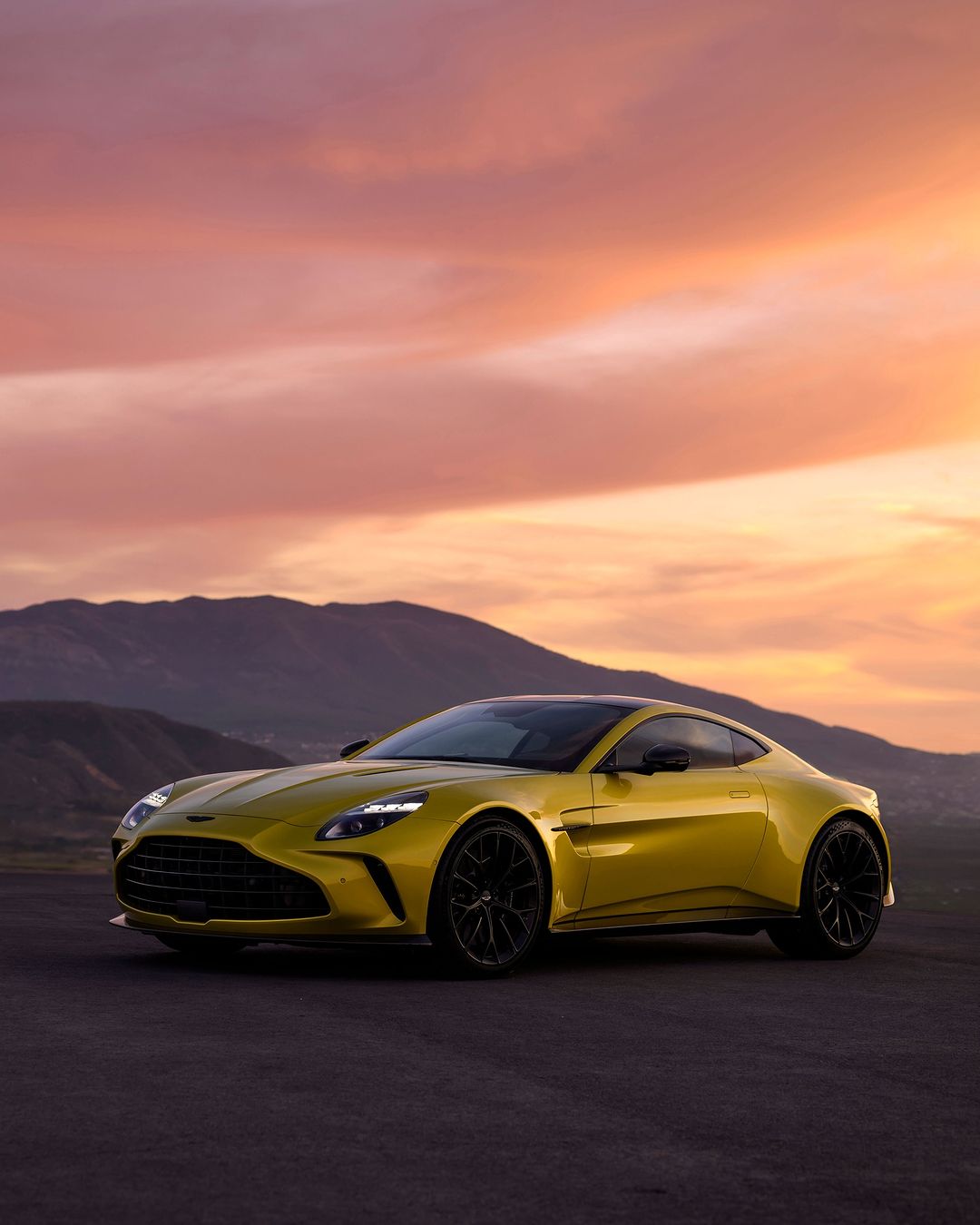 Aston martin vantage