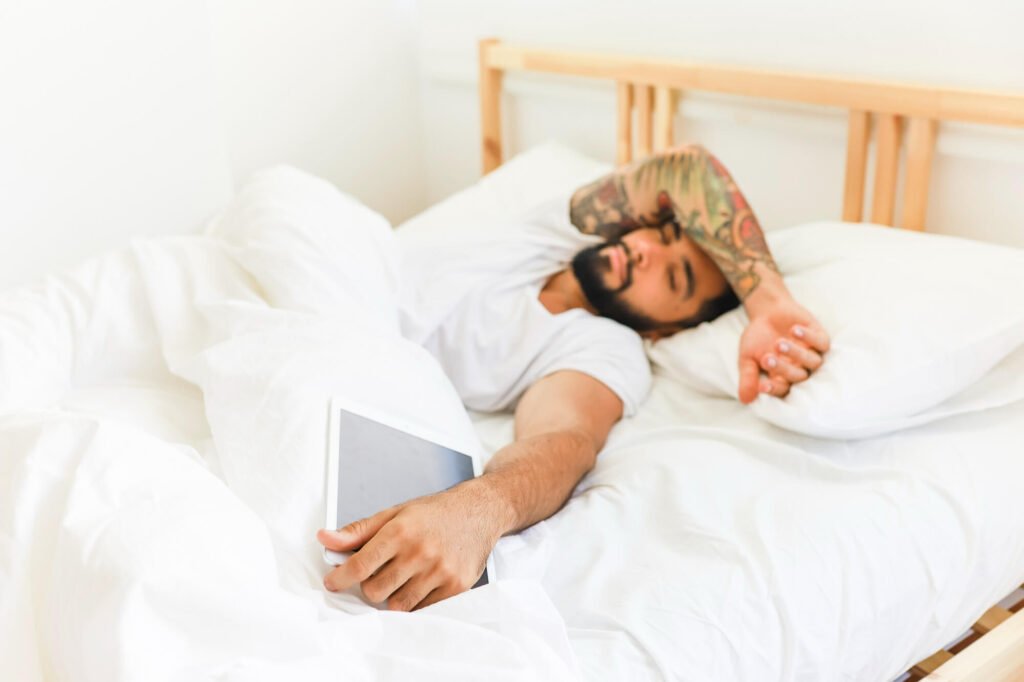 Nomophobia symptoms and treatment