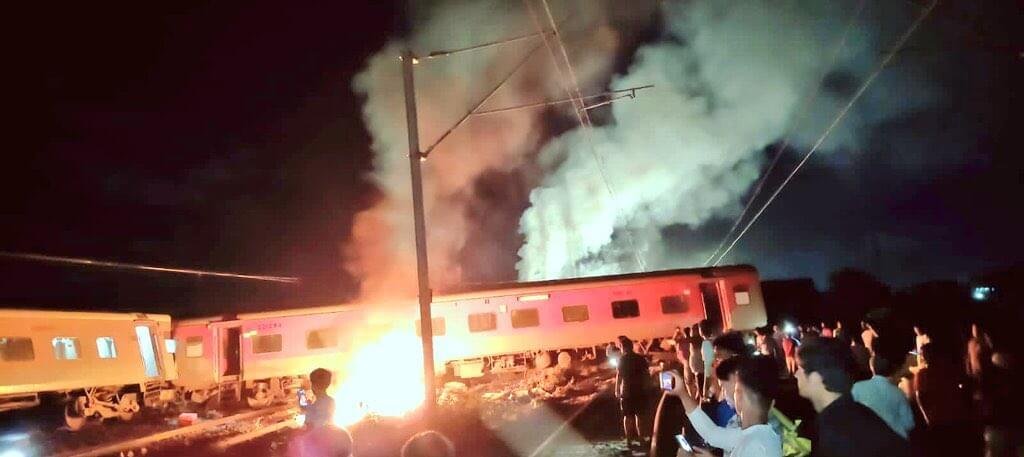 Mysore Darbhanga Express Collided in Chennai