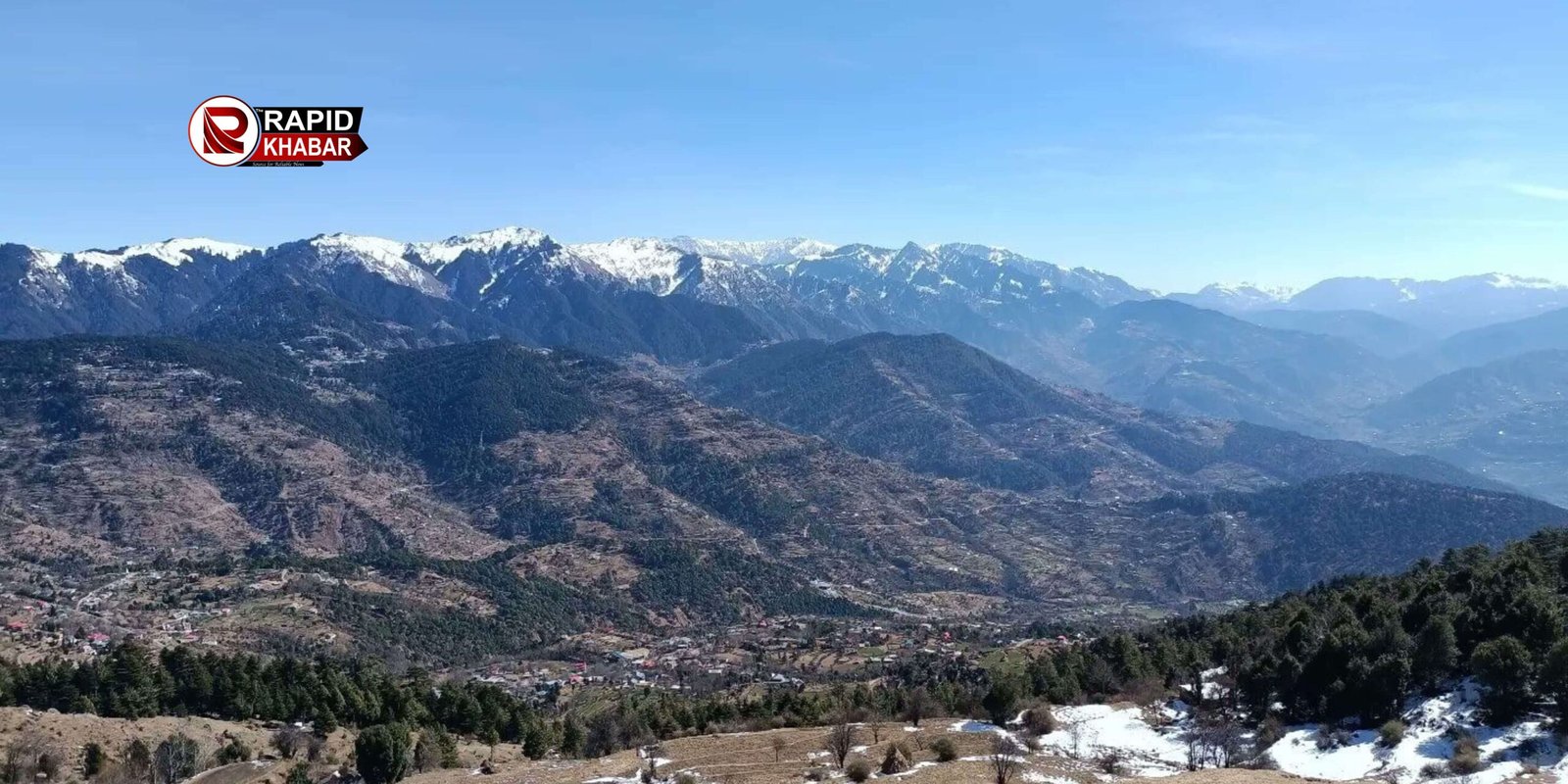 Kashmir Receives First Snowfall of The Season