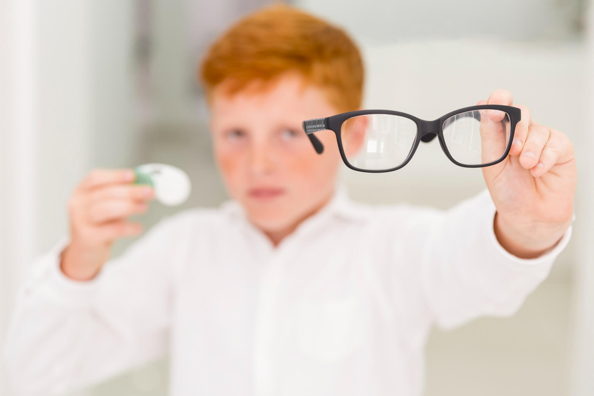 Myopia symptoms and treatment