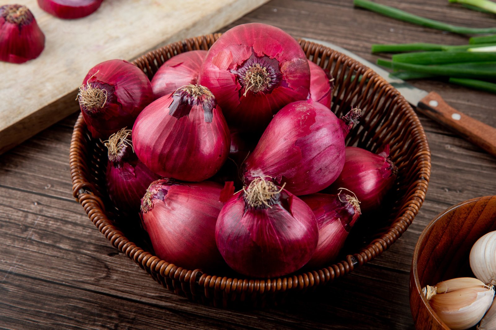 Raw onion health benefits